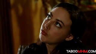 Айчым трахал сваю падчарыцу як настаўнік, які карае распусьнік школьніцу