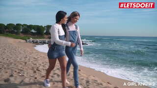 LETSDOEIT - #Apolonia Lapiedra - Sexy nga Babaye Moadto sa Ihalas nga sa ibabaw Sa Ilang bag-Ong mga Balay