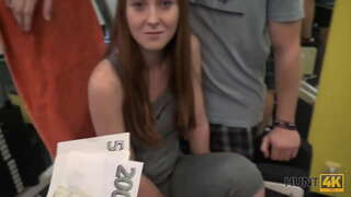 HUNT4K. Vợ tiền giấy phép thợ săn để GÁI trong phòng tập thể dục