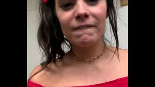 R. 체에 의해 청소년기 바이올렛 스타에 Instagram 위한 그녀의 전 남자친구