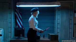 Dude povezao i трахнул дознавателя