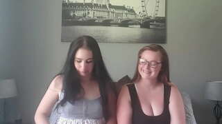 Nhỏ vs lớn hút thuốc